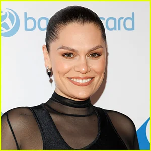 Jessie J Hospitalized — Singer Back In Hospital 6 Weeks After Breast Cancer Surgery Jessie J Hospitalized — Singer Back in Hospital 6 Weeks After Breast Cancer Surgery