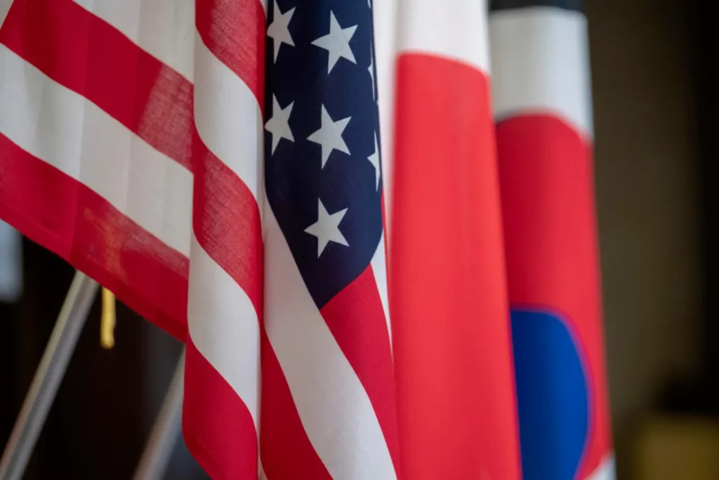 Us Signs Collaboration Agreements With Japan And South Korea For Ai, Chips, And Biotech 1 US signs collaboration agreements with Japan and South Korea for AI, chips, and biotech