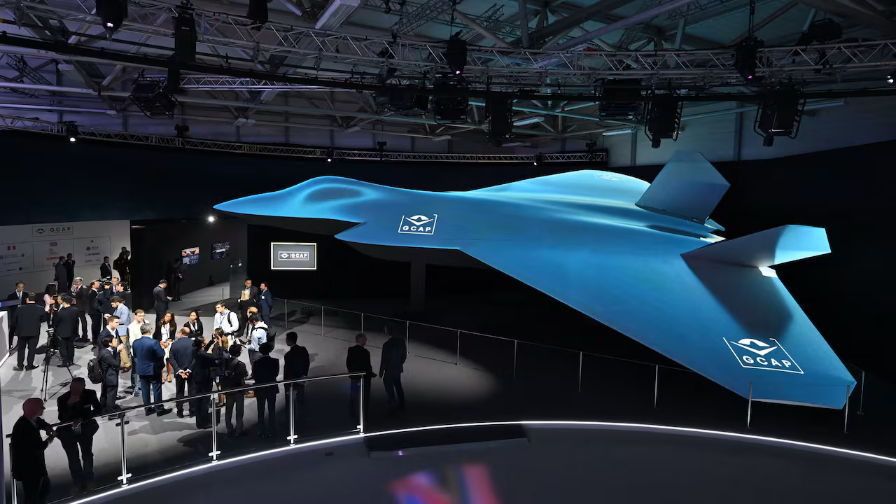 Canada Joins Global Combat Air Program 2026 — 6 Powerful Reasons This Changes Canada'S Defence Future 1 Canada Global Combat Air Program 2026 — sixth generation fighter jet concept design displayed at Farnborough International Airshow England