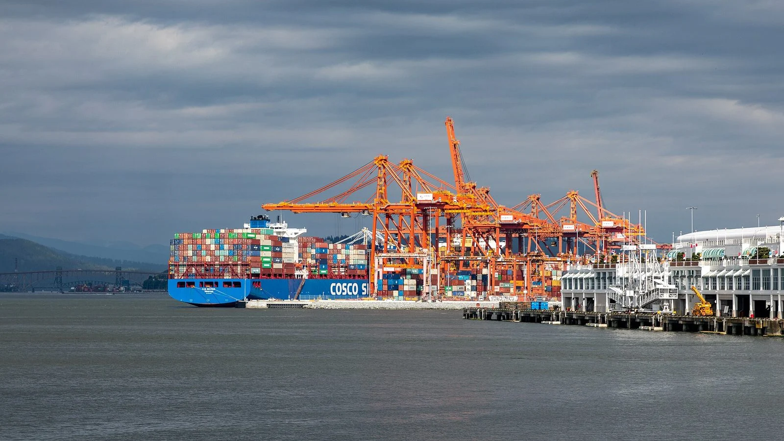 Canpotex Neptune Terminal Upgrade — Saskatchewan Pumps $500 Million Into Port Of Vancouver Potash Hub 1 Container ship and cranes at Centerm Terminal in the Port of Vancouver