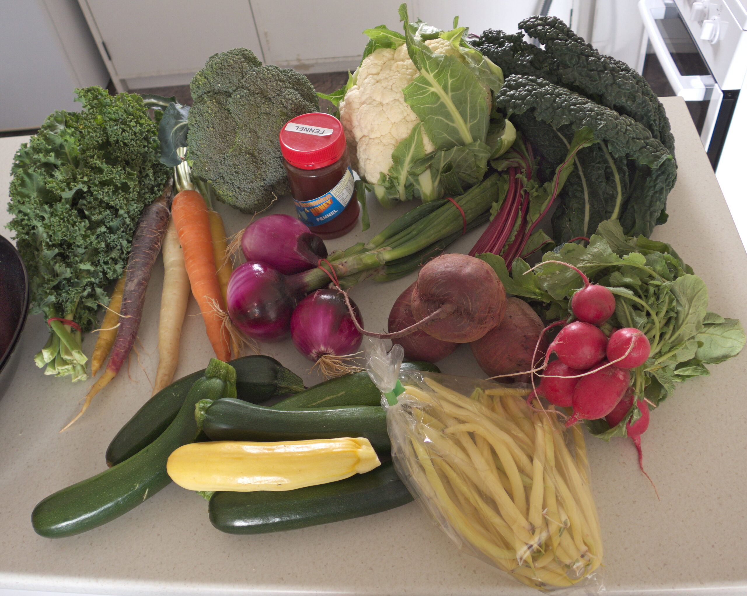 Winnipeg Farmers Markets 2026 — Your September Guide To St. Norbert, Peak Harvest And Pumpkin Season 2 Assorted vegetables and honey on a farmers' market table