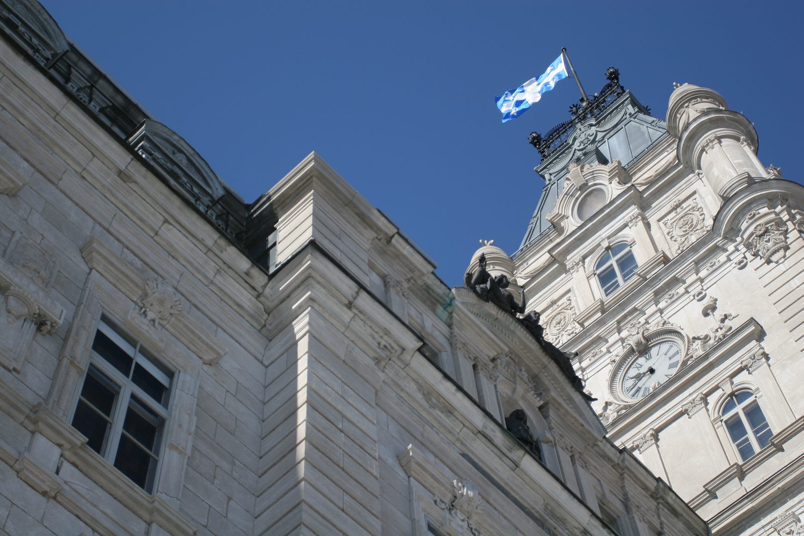 Quebec Election 2026 — Pq Leads Polls Ahead Of Final Radio-Canada Debate 1 Leaders on stage during the Quebec Election 2026 French-language debate