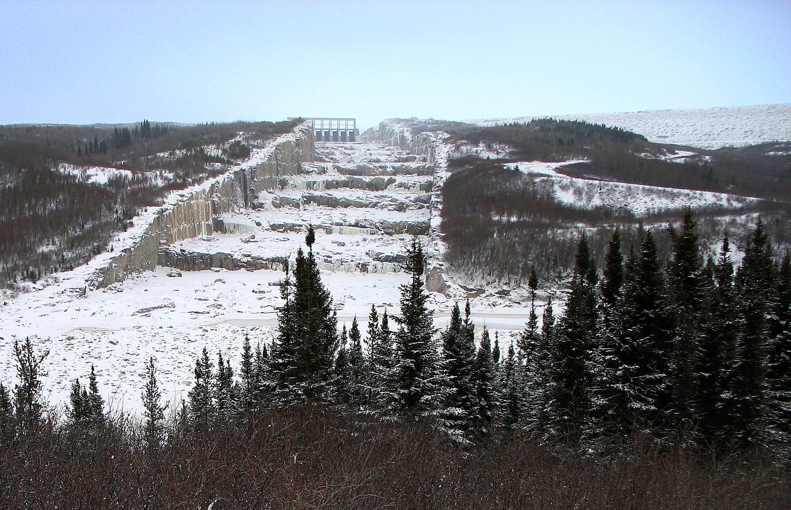 Quebec Prospera Barometer 2026 — Province Leads Canada On Prosperity As Tariffs Threaten 23,000 Jobs 3 Spillway of the Robert-Bourassa hydroelectric station, an energy driver of Quebec prosperity in the Prospera Barometer 2026