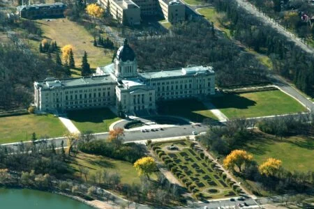 Fsin Legal Action 2026 — Saskatchewan Chiefs Reject Ottawa’S $12.4M Audit Claim And Vow A Court Fight Aerial view of the Saskatchewan Legislative Building in Regina, Saskatchewan