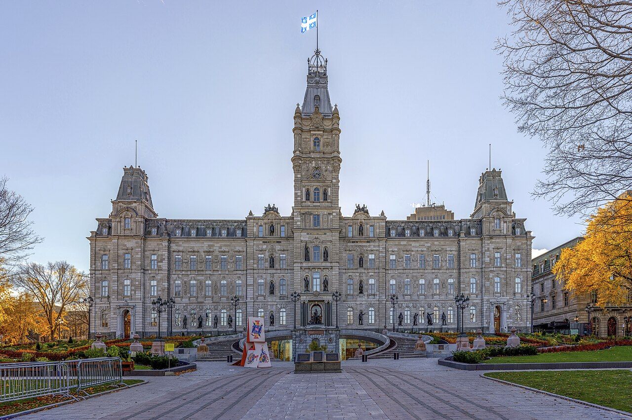 Quebec Election 2026 — Rivals Pile Onto Pq'S Referendum Promise In The Final Stretch 1 Quebec Election 2026: the National Assembly of Quebec in Quebec City with the fleur-de-lis flying