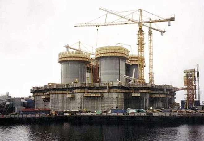 Suncor Ithaca Deal 2026 — $1.55 Billion Exit From East Coast Oil, Buybacks Jump 2 Hibernia gravity-base platform, the Newfoundland field Suncor keeps after the Suncor Ithaca Deal